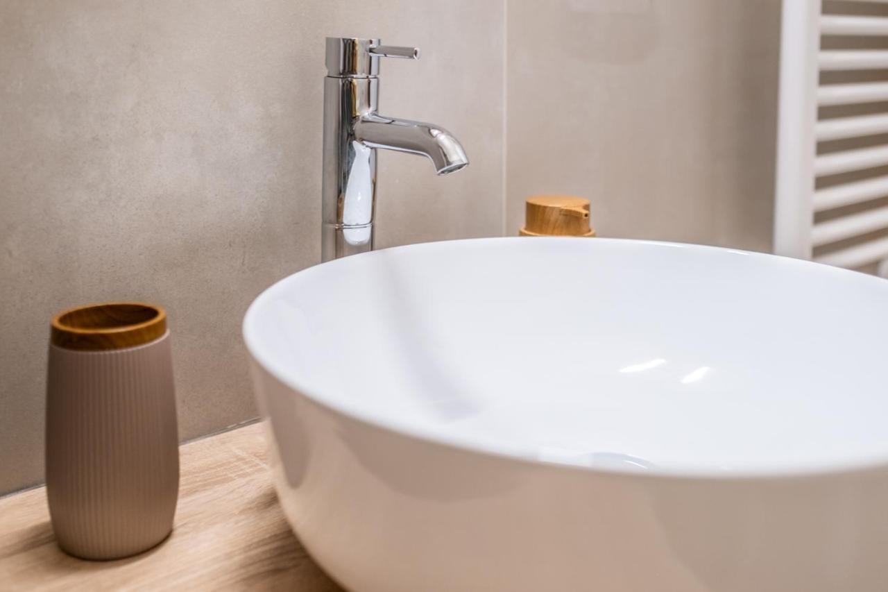 Risorgimento Apartment アヴォラ エクステリア 写真